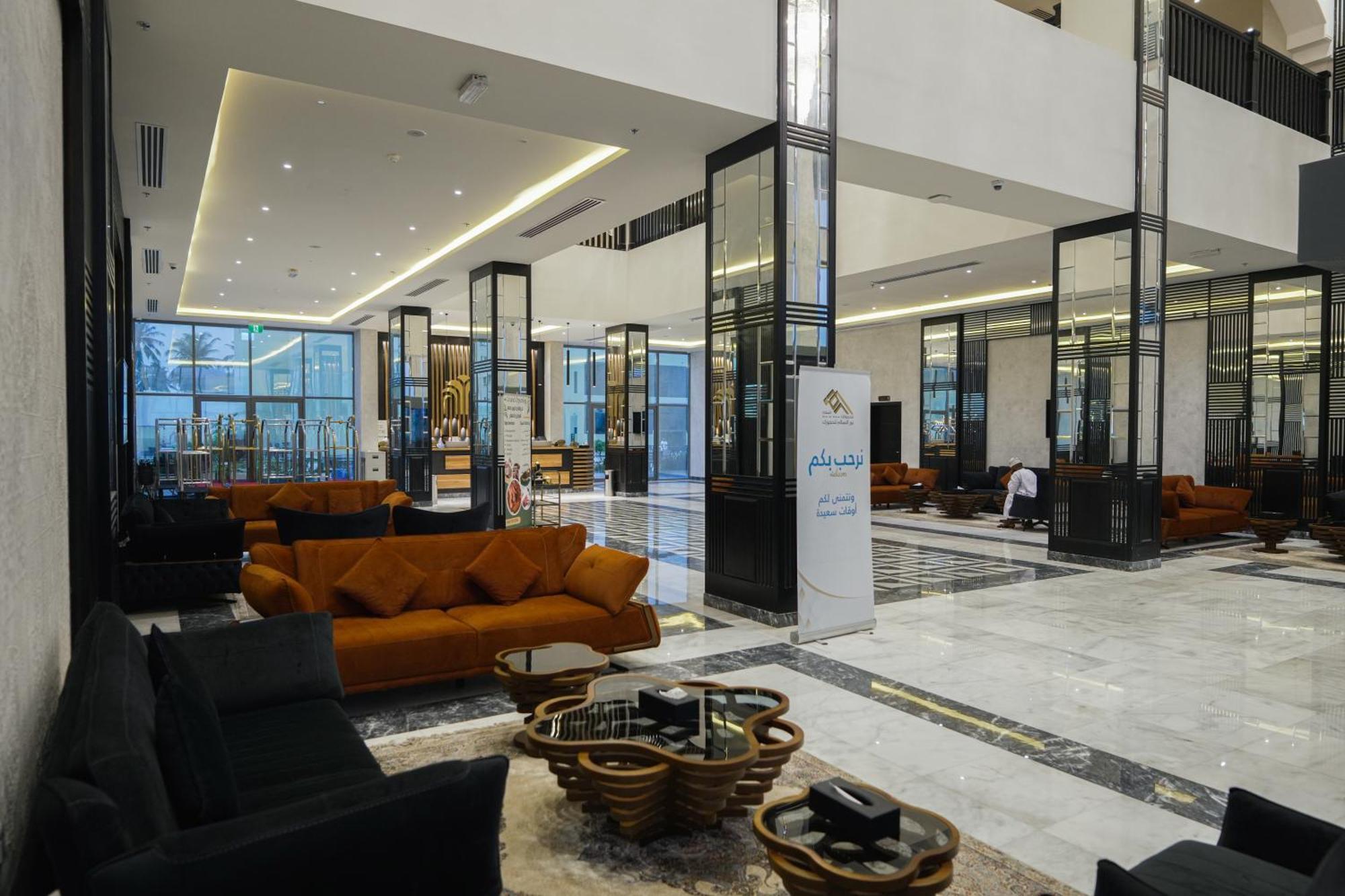 The Plaza Hotel & Resort Салалах Екстериор снимка