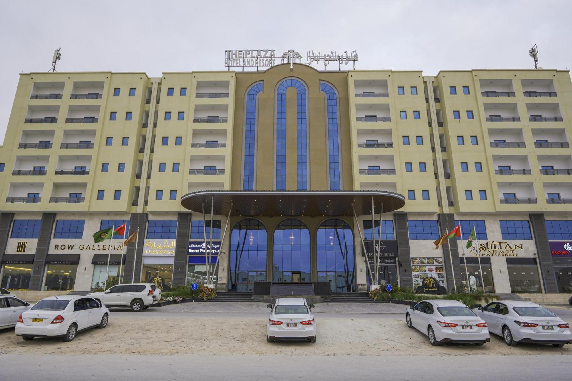 The Plaza Hotel & Resort Салалах Екстериор снимка